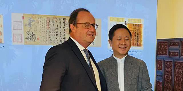 北京天月董事长李晓毅与法国前总统奥朗德交流茶文化